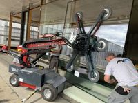 Glasroboter bis 625 kg im Einsatz